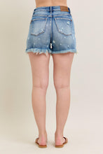 Medium High Waist Star Cut Off Destroyed Judy Blue Shorts 4/25/25 9795