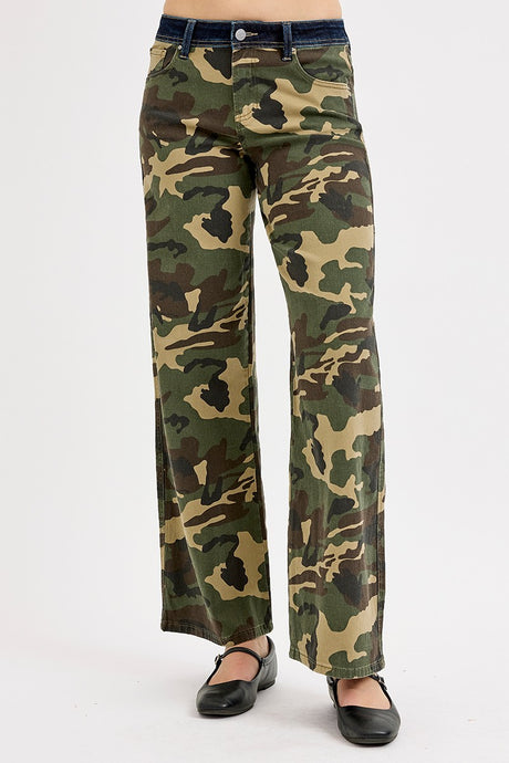 Camo Slouchy Wide Straight Risen Pants 2/2/26 1248