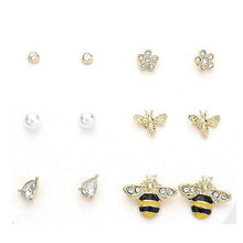 12pk Bee Series Rhinestone Pearls Studs