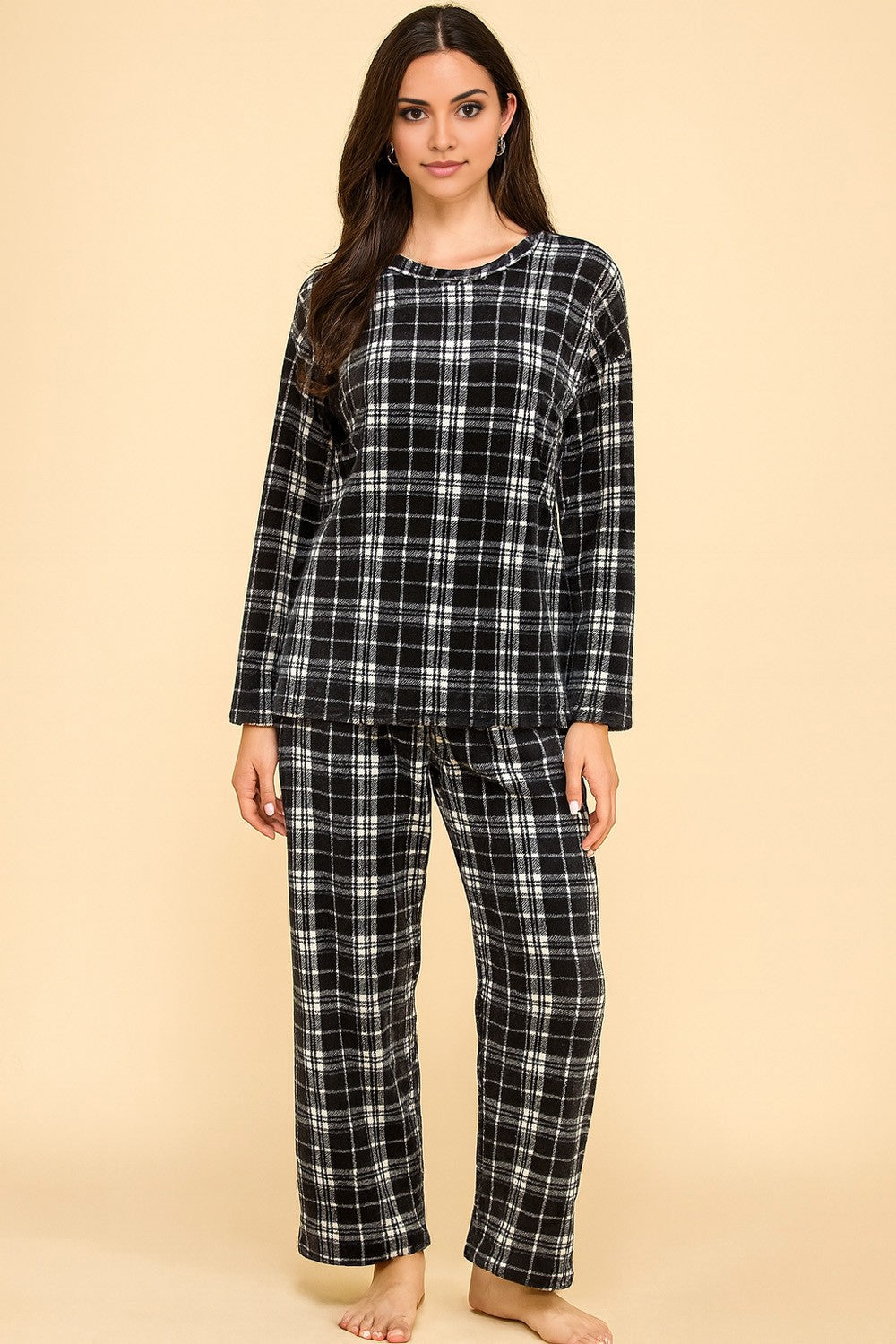 Black Plaid Pajama Set 11/17/25 1241