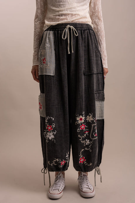 Black Flower Embroidered Multi Pocket Blue Velvet Pants 8/25/26 1399