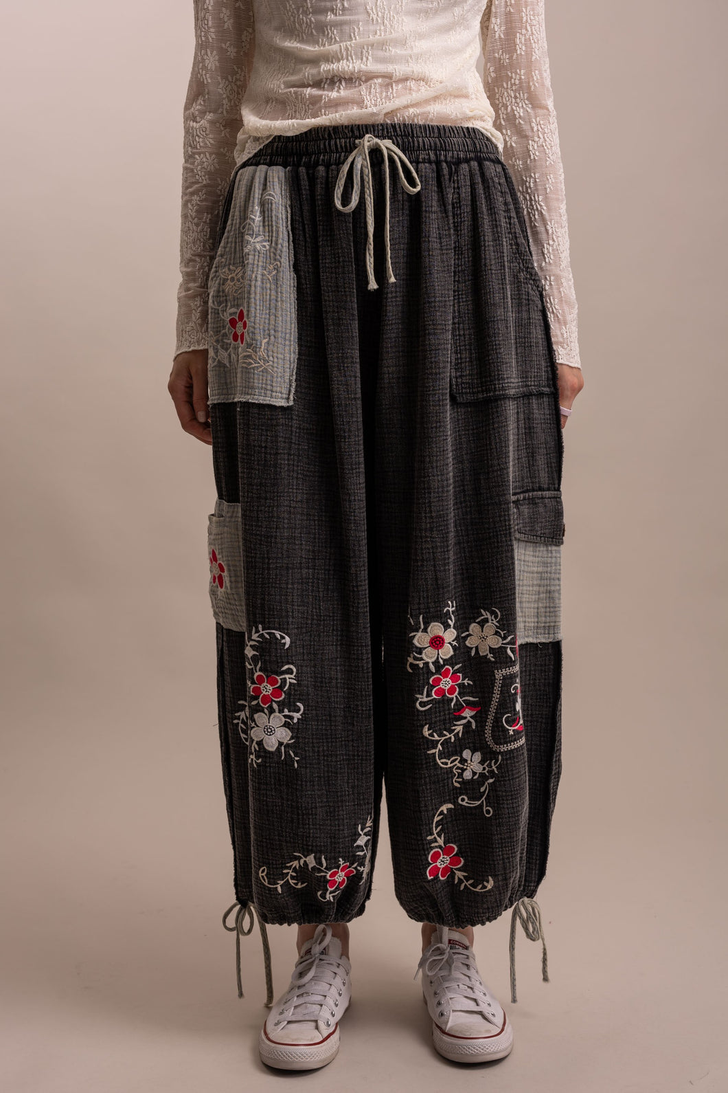Black Flower Embroidered Multi Pocket Blue Velvet Pants 8/25/26 1399