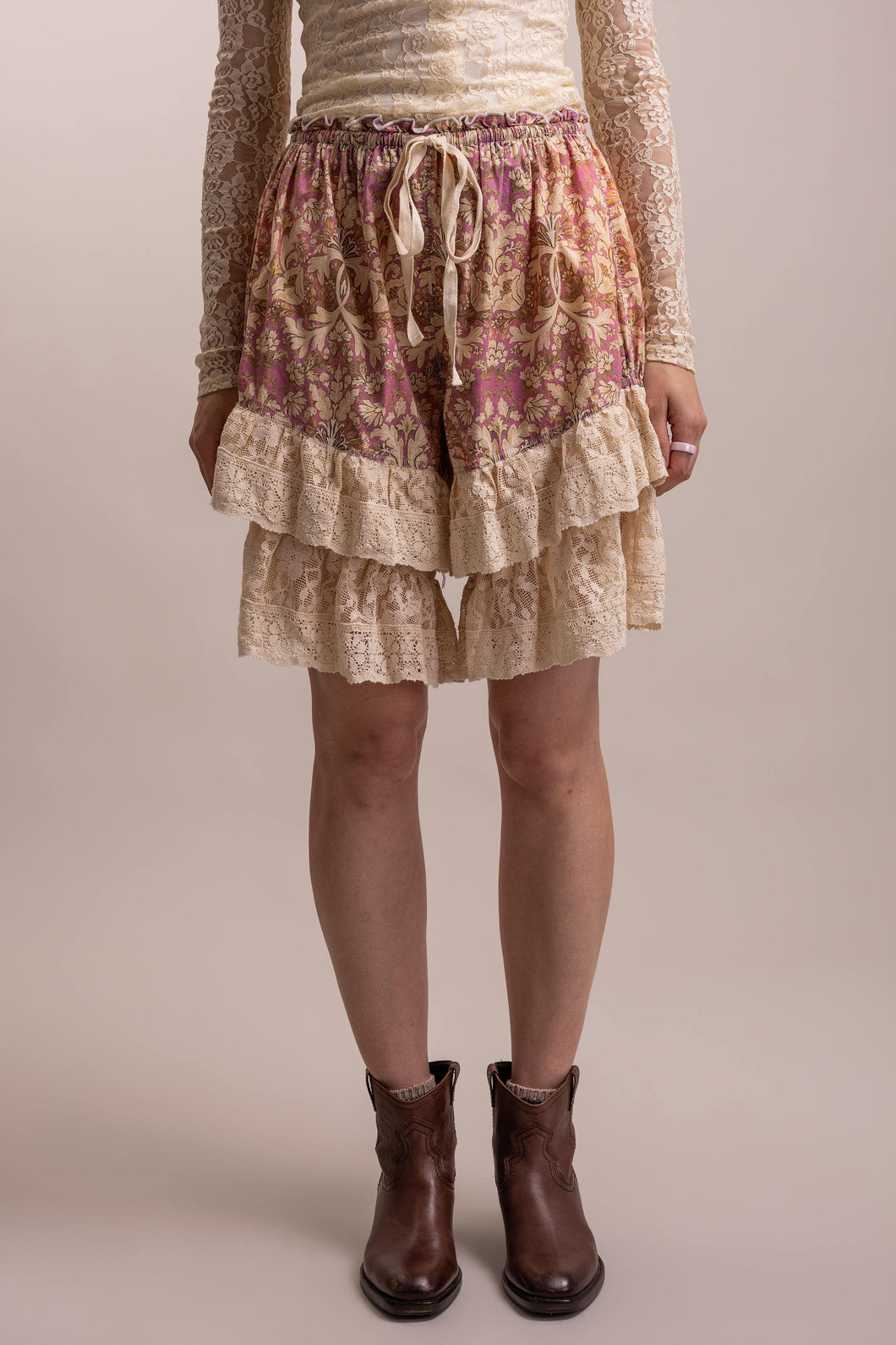Mauve Floral Print Tiered Ruffle Cuff Long Blue Velvet Shorts 10/19/26 1544