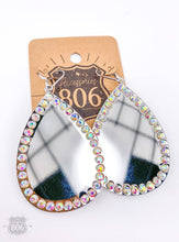 Rhinestone teardrop earring: Green