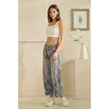 Denim Washed Floral Barrel Oli+Hali Jeans