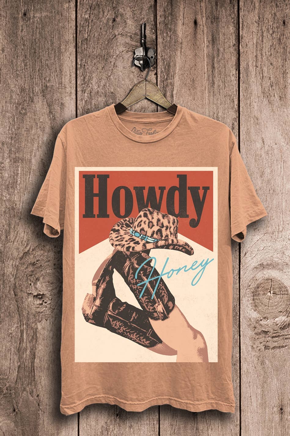 Coral Mineral Wash Howdy Honey Graphic Top