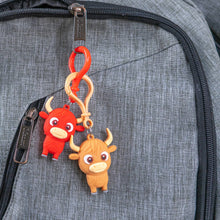 HIGHLAND COW BACKPACK BUDDY KEYCHAIN     24/TB