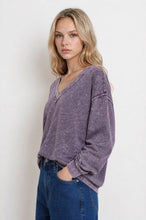 WASHED INVERTED SEAM DETAIL LONG SLEEVE KNIT TOP: MOCHA
