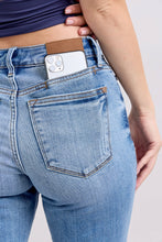 Medium Cellphone Pocket Vintage Wash Slim Fit Judy Blue Jeans