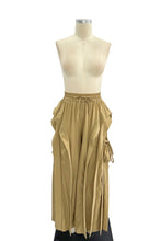 X9932CP Ruffle Cargo Wide-Leg Pants: BLACK / M