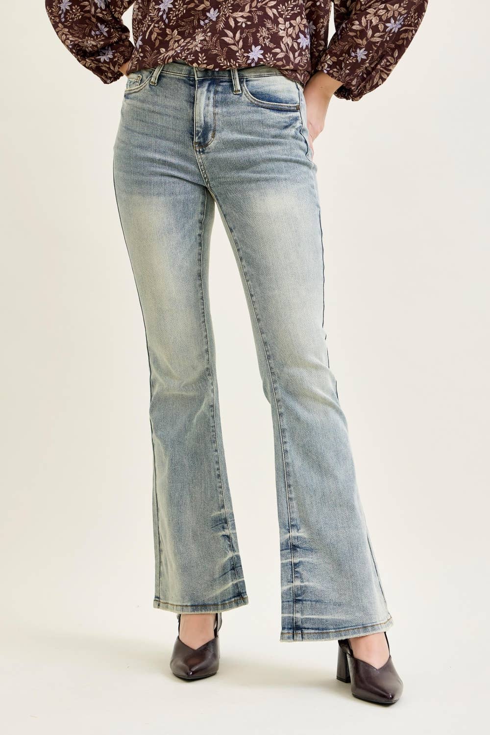 Medium Mid Rise Tinted Pin Tack Detail Flare Judy Blue Jeans