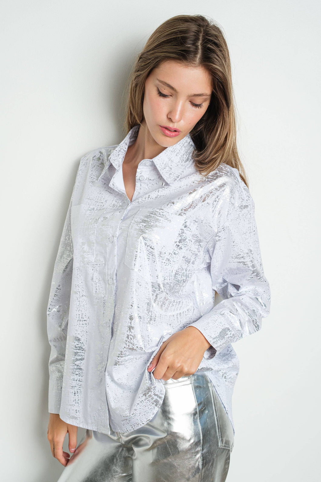 IT3269 Metallic Foil Long Sleeve Button Down Shirt: Silver / L