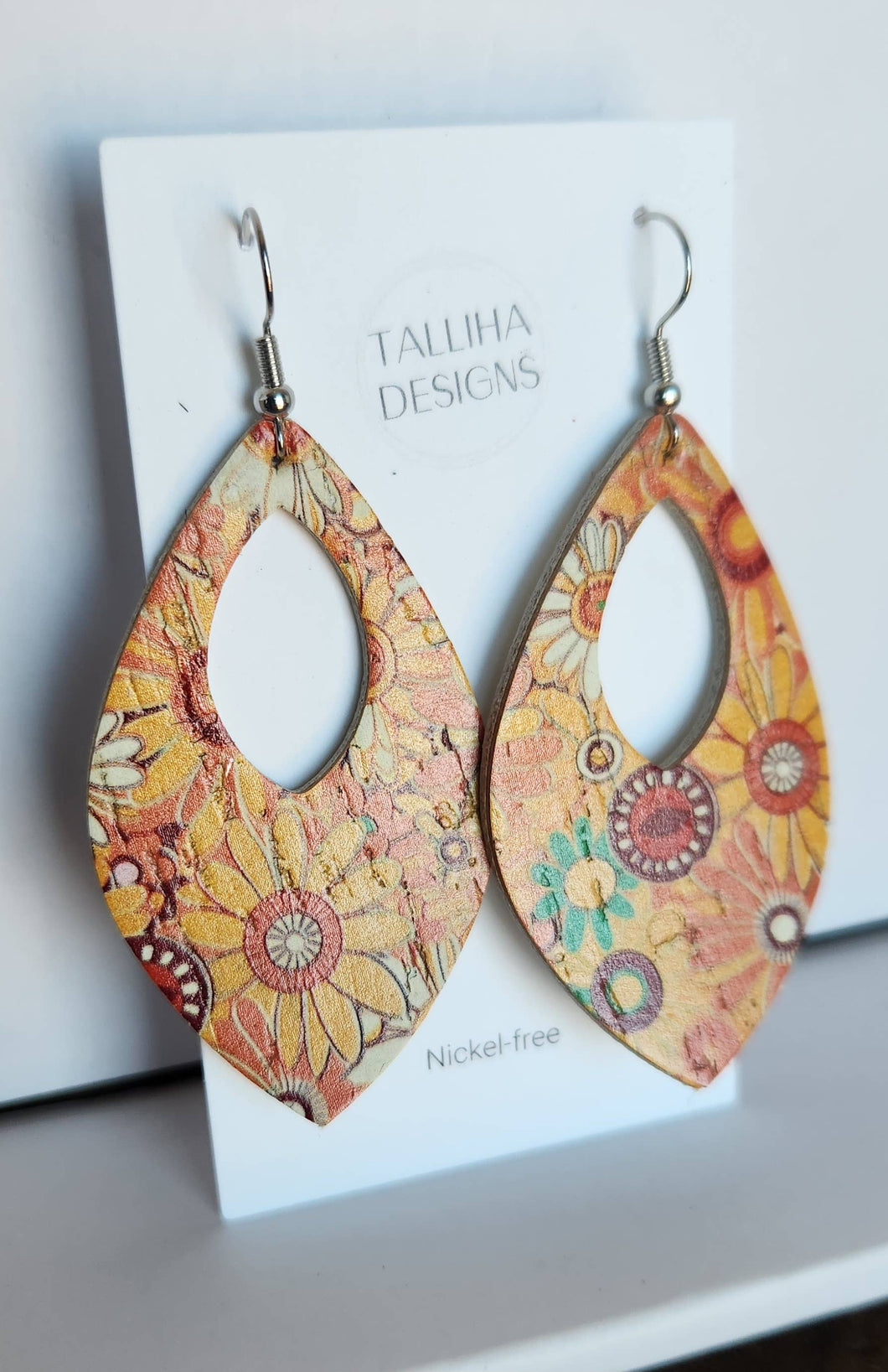 Retro Daisy Genuine Leather Backed Cork Petal Earrings