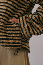 HT3686 Mandy Half Zip Fleece Pullover (TAUPE/BLACK): TAUPE/BLACK / S-M-L (3-2-1)