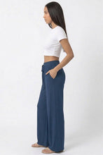 Drawstring waist wide leg minimalist pants: Black / M