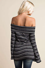 Black Off The Shoulder Top 10/9/23 7171
