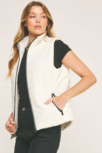 White Contrast Zip Cropped Puffer Vest