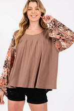 Brown Floral Contrast Solid Sage+Fig Top