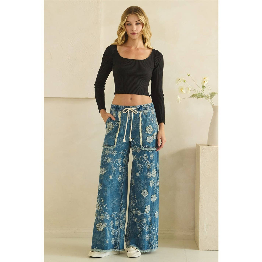 Denim Floral Patch Embroidered Oli+Hali Pants