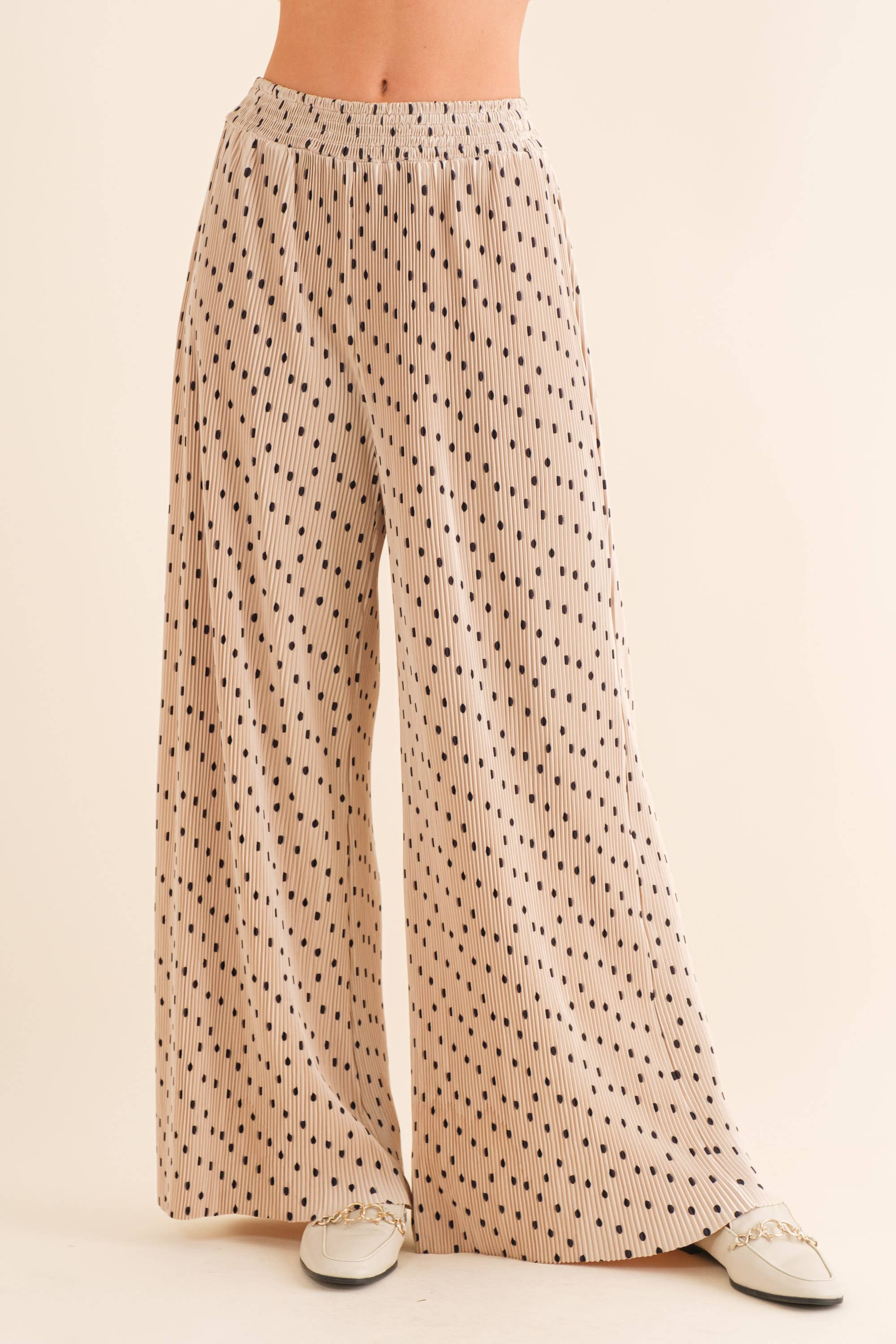 【COLOR iN ID】Dot pleats layer pants DOT PLEATS – ISSEY MIYAKE ONLINE STORE