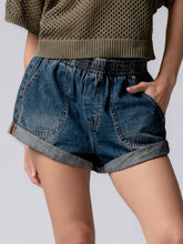 Camo Spring Elastic Waist Cuffed Print Urban Daizy Shorts