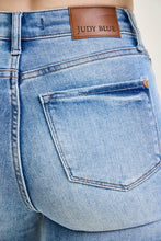Medium High Waist Tummy Control Contrast Wash Straight Judy Blue Jeans