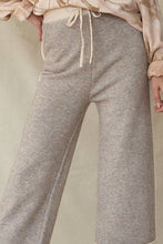 Lavender Solid Knit Cropped Drawstring Pocket Sweater Pants
