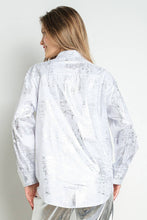IT3269 Metallic Foil Long Sleeve Button Down Shirt: Silver / L