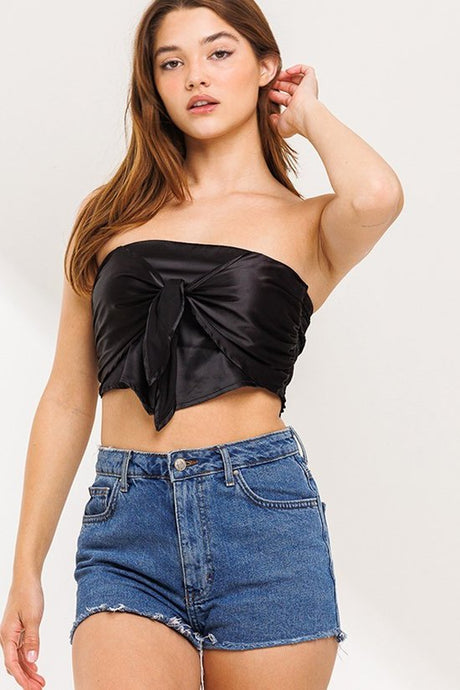 Black Smocked Sleeveless Tied Crop Top 5/11/24 8576