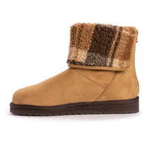 Tan Muk Luks Women's Clover Boots