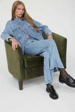 Chambray Washed Button Down Long Sleeve Shirt
