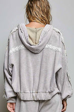 Sand Double Gauze Front Pocket Printed Thermal Hooded POL Jacket