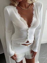White V-neck lace patchwork single-breasted top