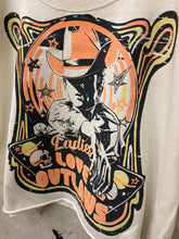 Natural Ladies Love Outlaws Vintage Relaxed Crop T-shirt