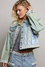 Cropped Pearl Studs Floral Patch Trim Denim Jacket: DENIM / M