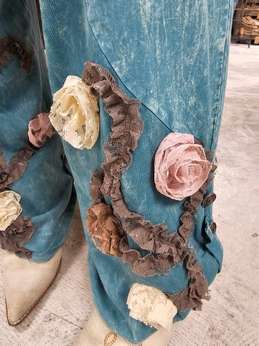 Love Ribbon Rose Rare Bird Pants