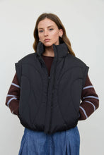 Black Sculpted Panel Quilted Mock Neck Puffer Vest