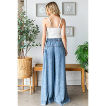 Denim Washed Pintuck Wide Leg Oli+Hali Pants