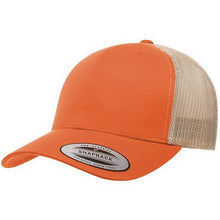 The Black Sheep Hat: Black and White
