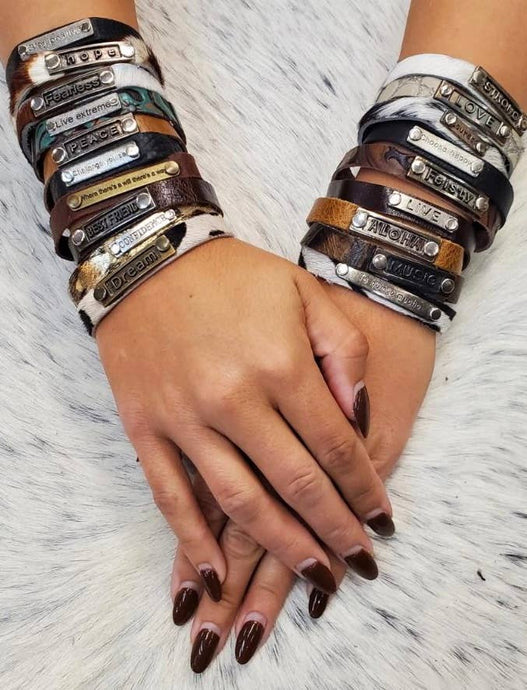 Mae Positive Inspiration Embellished Mini Cuff: Confidence / Brown Floral