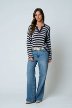 STRIPE RAW EDGE SPLIT NECK SHEER KNIT SWEATER : NAVY
