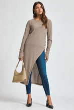 Light Coco Longline Tunic w/ Buttons