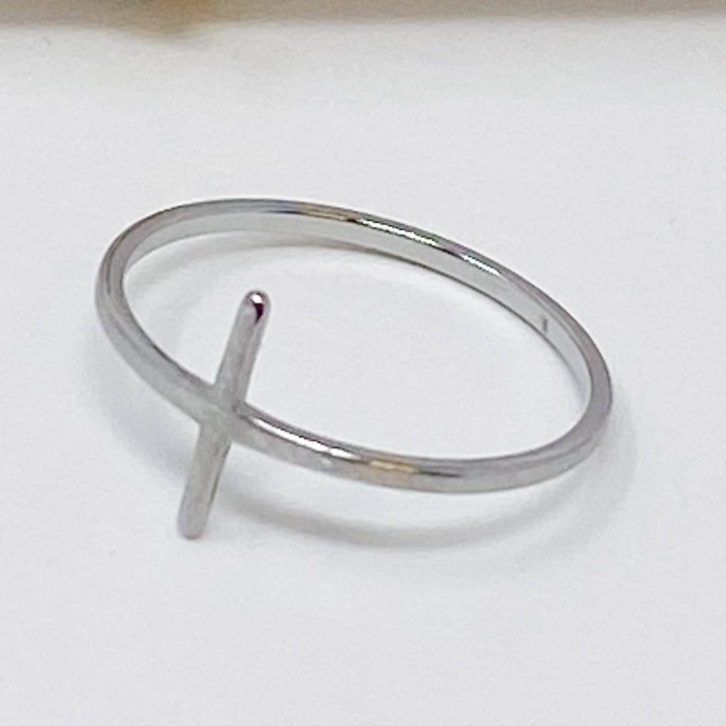 Silver Side Cross Ring