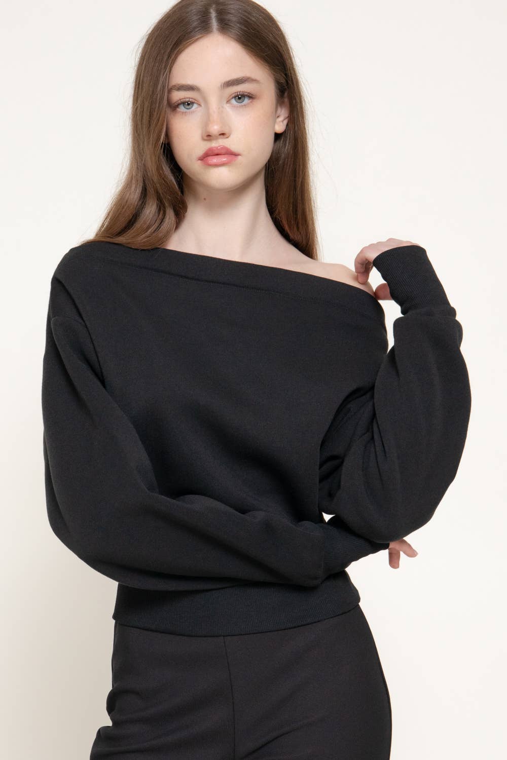 Black Long Sleeve Off The Shoulder Thumb Hole Inner Fleece Top
