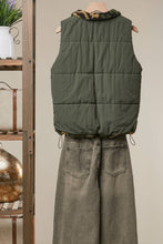 Green Reversible Lined Puffer Vest with Zip Front