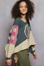 Vintage Moss Round neck long sleeve cut sew peace emblem knit POL top