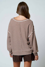 STRIPE SPLIT NECK LONG SLEEVE SEAM DETAIL KNIT TOP: BROWN