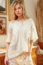 Natural V-neck short sleeve crochet contrast solid POL top
