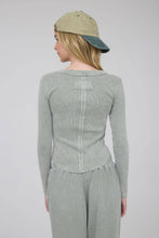 WASHED LONG SLEEVE RIBBED HENLEY KNIT TOP: LIGHT OLIVE