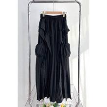 X9932CP Ruffle Cargo Wide-Leg Pants: BLACK / M